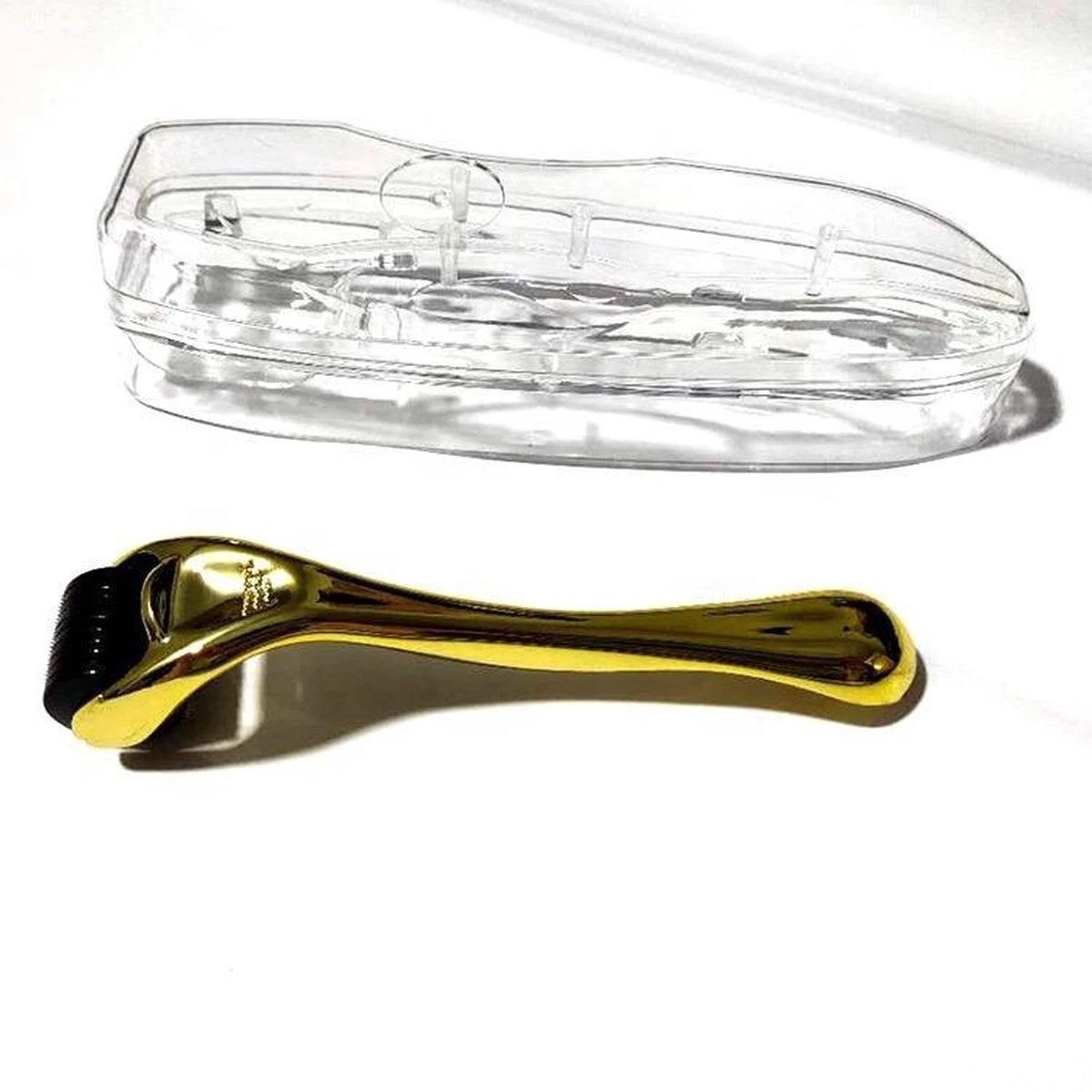 Merkloos Titanium Dermaroller 1.5 Mm Micro Naaldjes Goud Gezichtsroller Acne Rimpels Cellulitis Littekens Striae Haargroei 4 Merkloos Titanium Dermaroller 1.5 Mm Micro Naaldjes Goud Gezichtsroller Acne Rimpels Cellulitis Littekens Striae Haargroei - Afbeelding 4