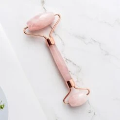 Rose Quartz Jade Roller - Gezichtsroller - Massage Roller Gezicht -Verzorgingsproducten 1200x1200 1077