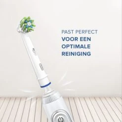 Oral B Oral-B CrossAction - Met CleanMaximiser-technologie - Opzetborstels - 8 Stuks -Verzorgingsproducten 1200x1200 1198