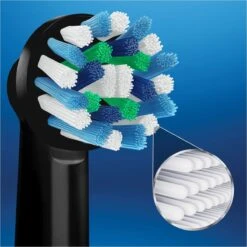 Oral B Oral-B CrossAction Zwart Opzetborstels - 4 Stuks -Verzorgingsproducten 1200x1200 1226