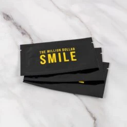 The Million Dollar Smile® - Teeth Whitening Strips - Crest Whitestrips -Tandenbleken - 28 Bleekstrips - 14 Behandelingen - Professionele Tandenbleek Strips - Tandenblekers - Wittere Tanden - Zonder Peroxide - Tanden Bleken - -Verzorgingsproducten 1200x1200 1609