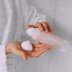 Naïf Bloom Doucheschuim - 2 X 200ml - Met Natuurlijke Ingrediënten -Verzorgingsproducten 1200x1200 234