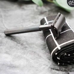 Bamboozy Safety Razor RVS + 20 Scheermesjes Mat Zwart Unisex Mannen Vrouwen Double Edge Single Blade Zero Waste Duurzaam Scheren -Verzorgingsproducten 1200x1200 506
