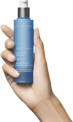 Clarins Hydra-Essentiel Milky Lotion SPF15 Gezichtslotion - 50 Ml - Dagcrème -Verzorgingsproducten 718x1200 1